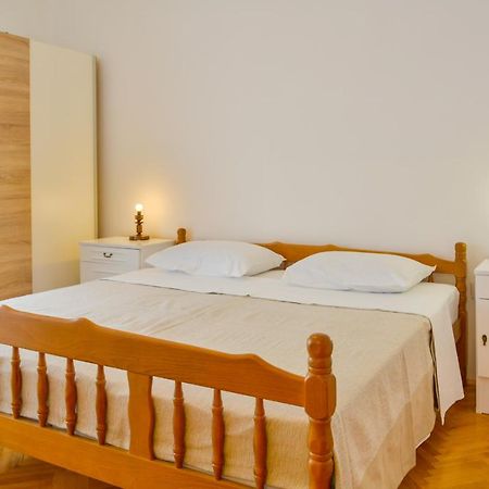 Apartman Gabrijela เซนญ์ ภายนอก รูปภาพ